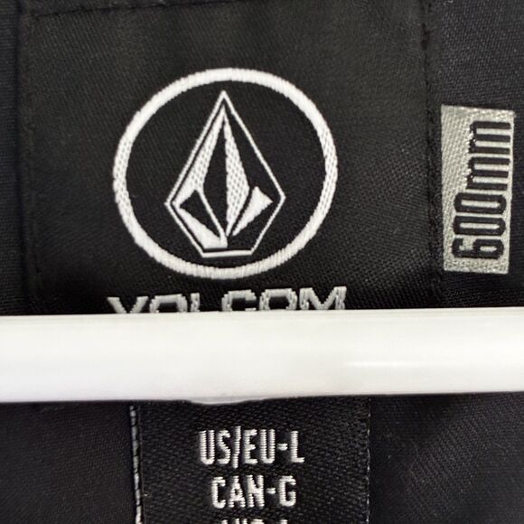Volcom Black Quilted Winter Jacket Men’s Large – Insulated 600mm Water Resistant - Picture 6 of 9